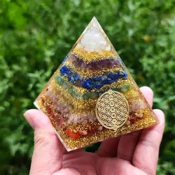 60 MM 7 Čakra Orgonite Pyramídy Prírodného Kameňa Crystal Jogy Reiki Energie, Liečenie Čakier Ručné Orgone Pyramída